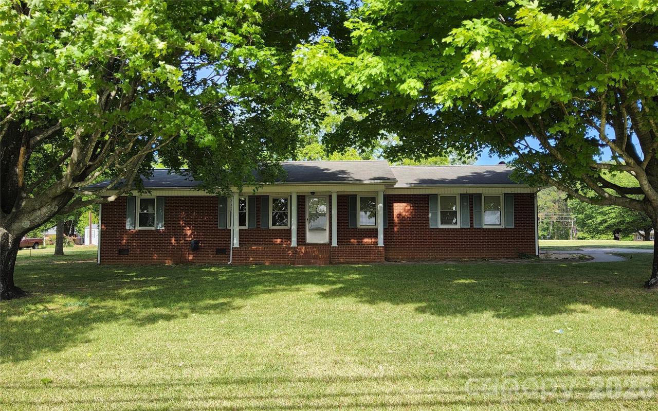 113 Kings Dr. #3 & 4, Forest City, NC 28043