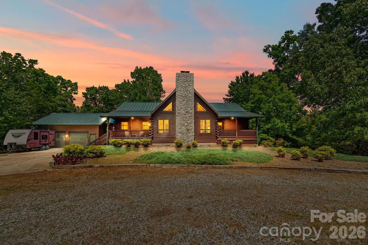 3341 Peniel Rd., Tryon, NC 28782