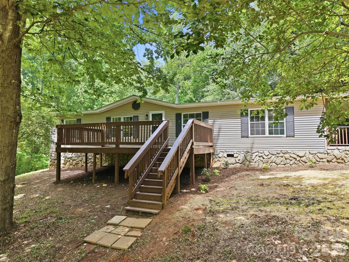 4392 Valley Tr., Morganton, NC 28655