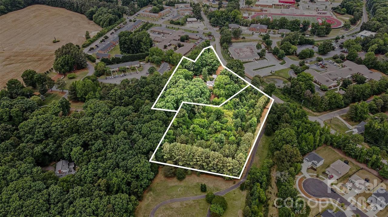 1116 Medlin Rd., Monroe, NC 28112