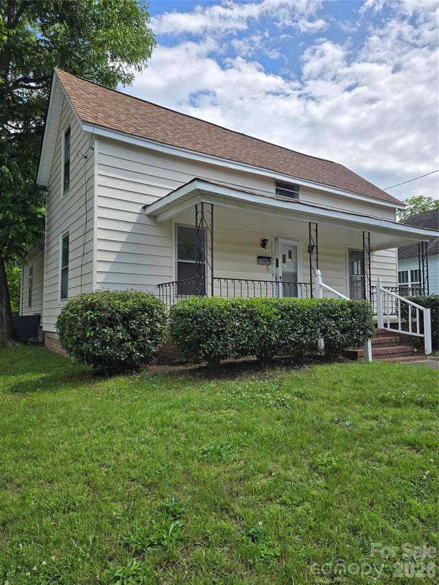 184 Cabarrus Ave., Concord, NC 28025