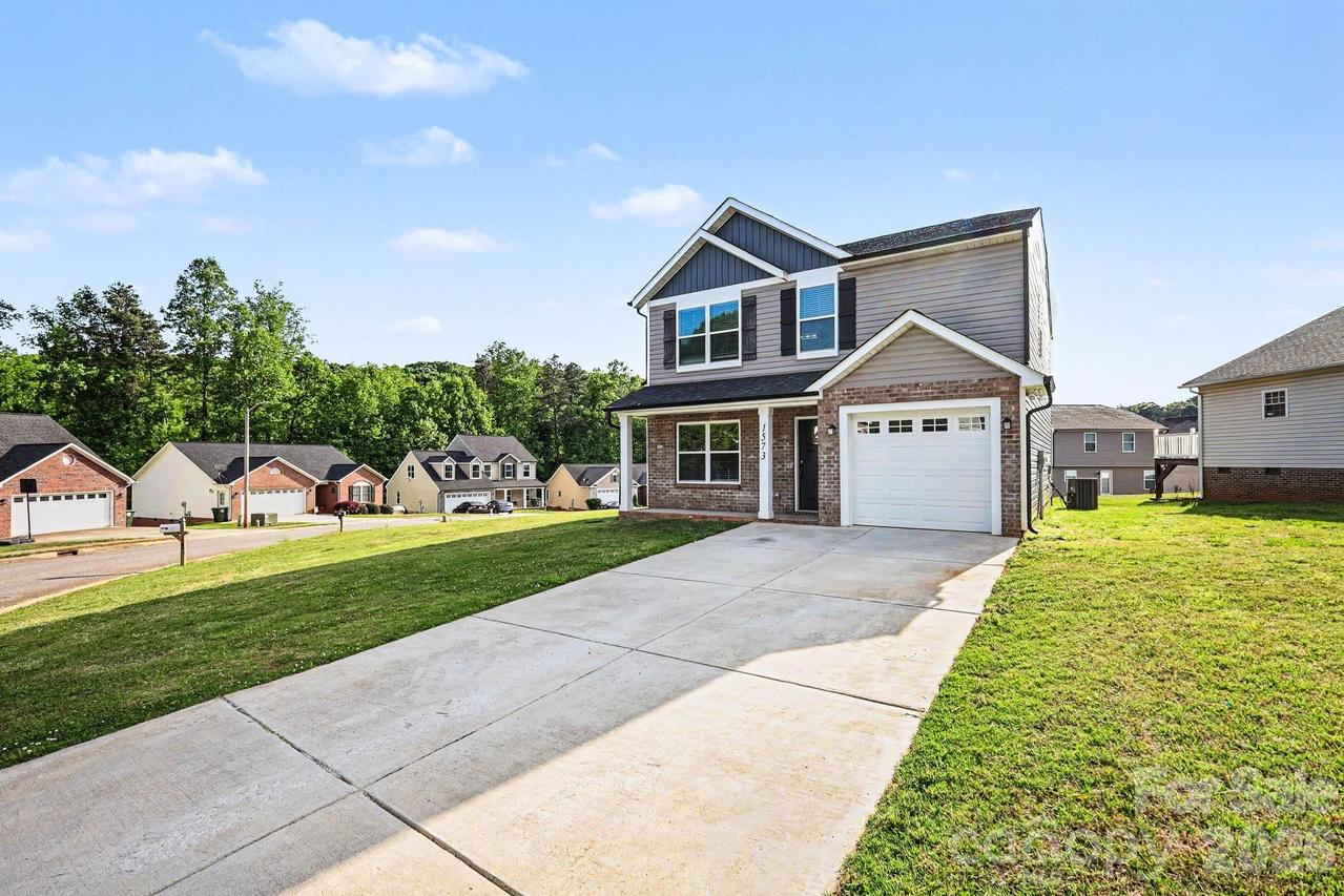 1573 Mayfair Dr., Conover, NC 28613