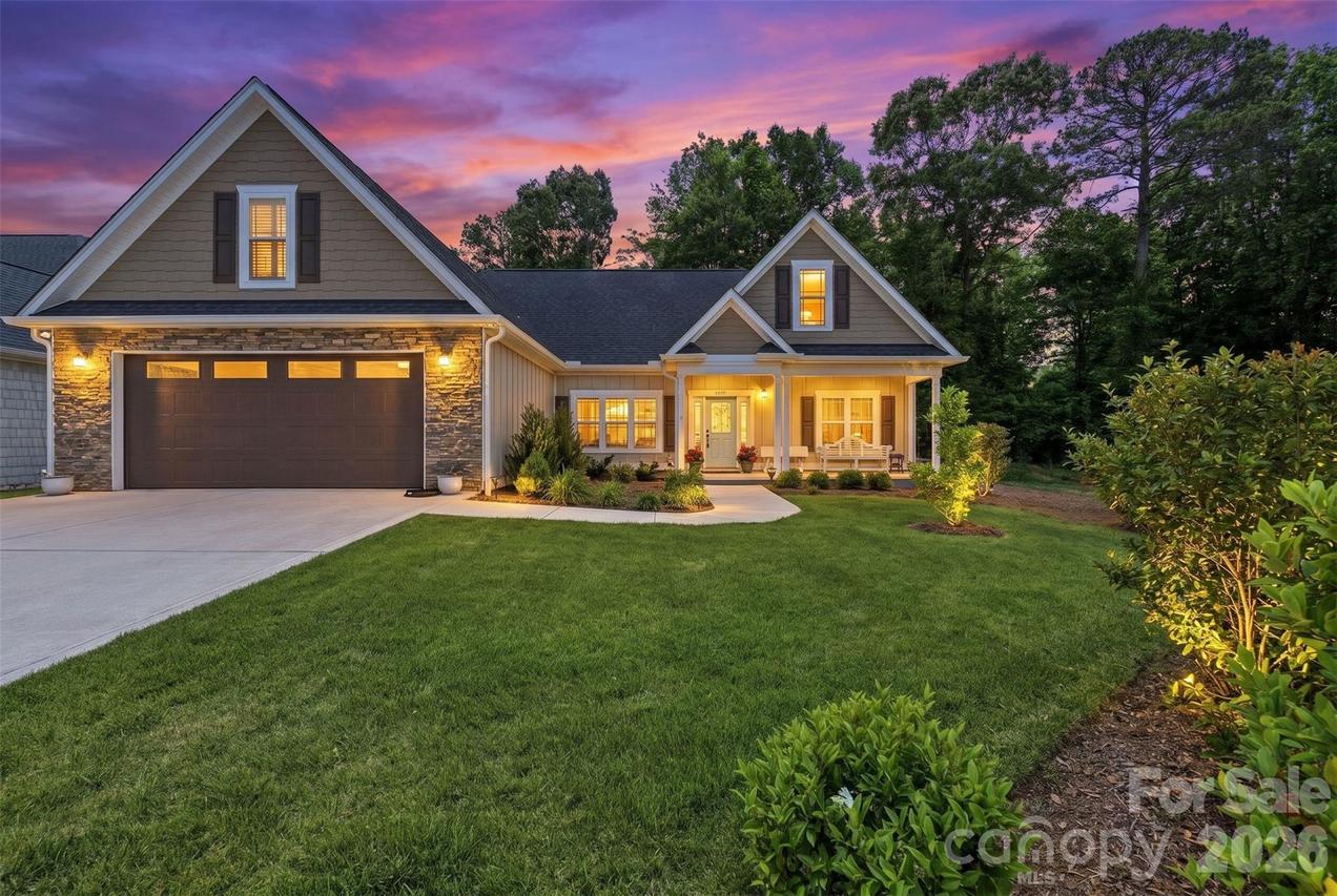2109 6th St., Hickory, NC 28601