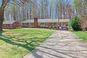 6313 Arden Cir., Clemmons, NC 27012