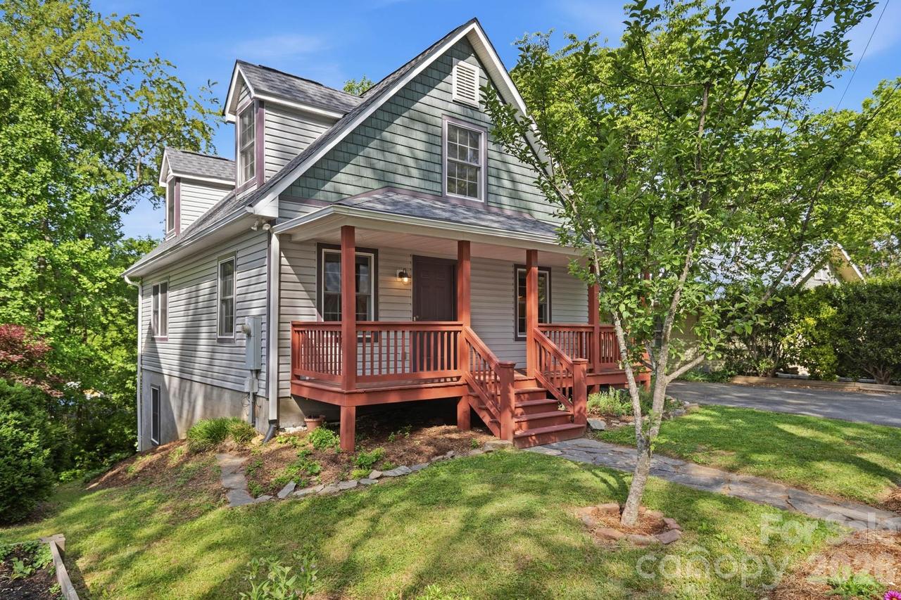 48 Mardell Cir., Asheville, NC 28806