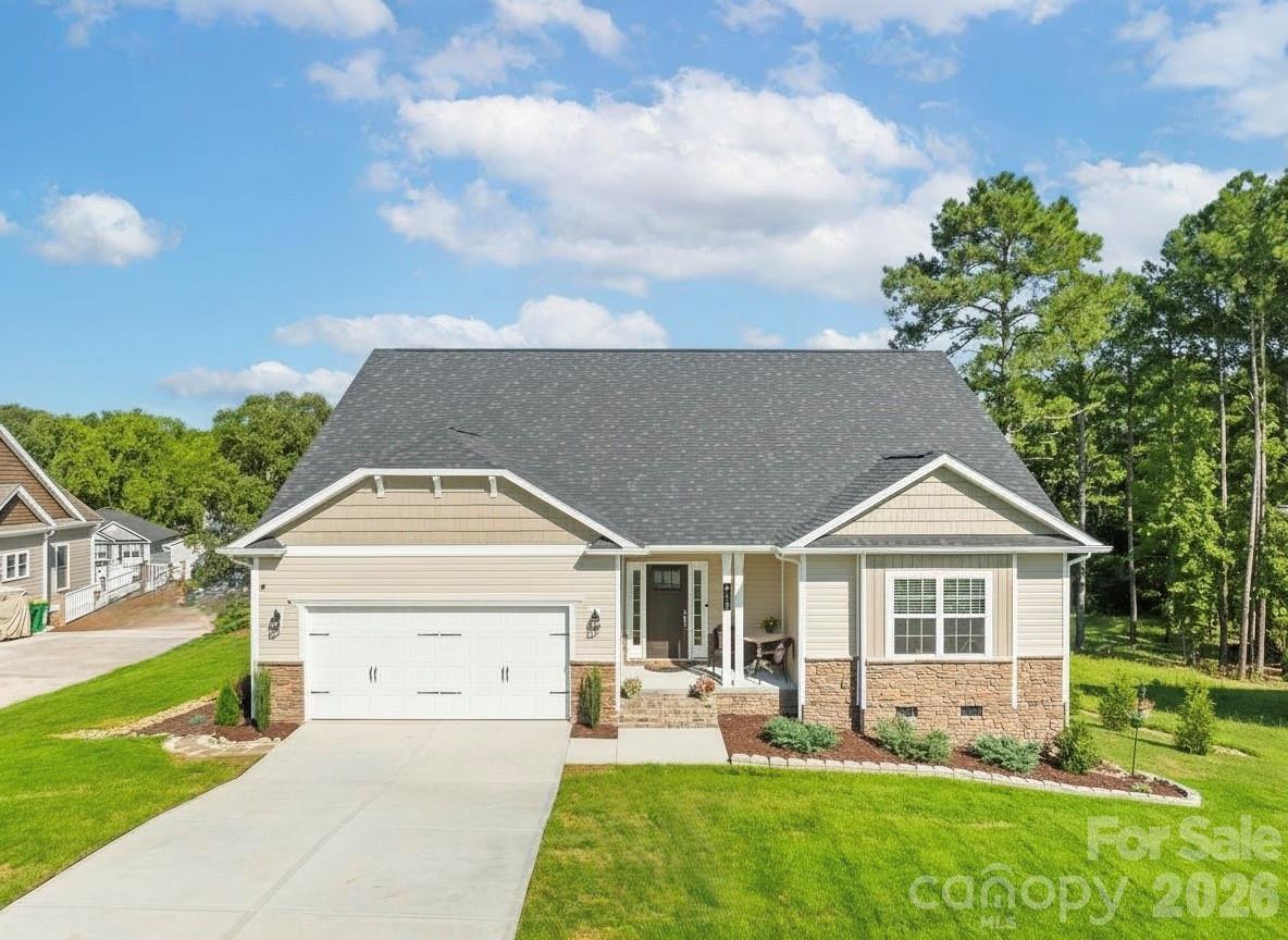 413 Colton St., Oakboro, NC 28129