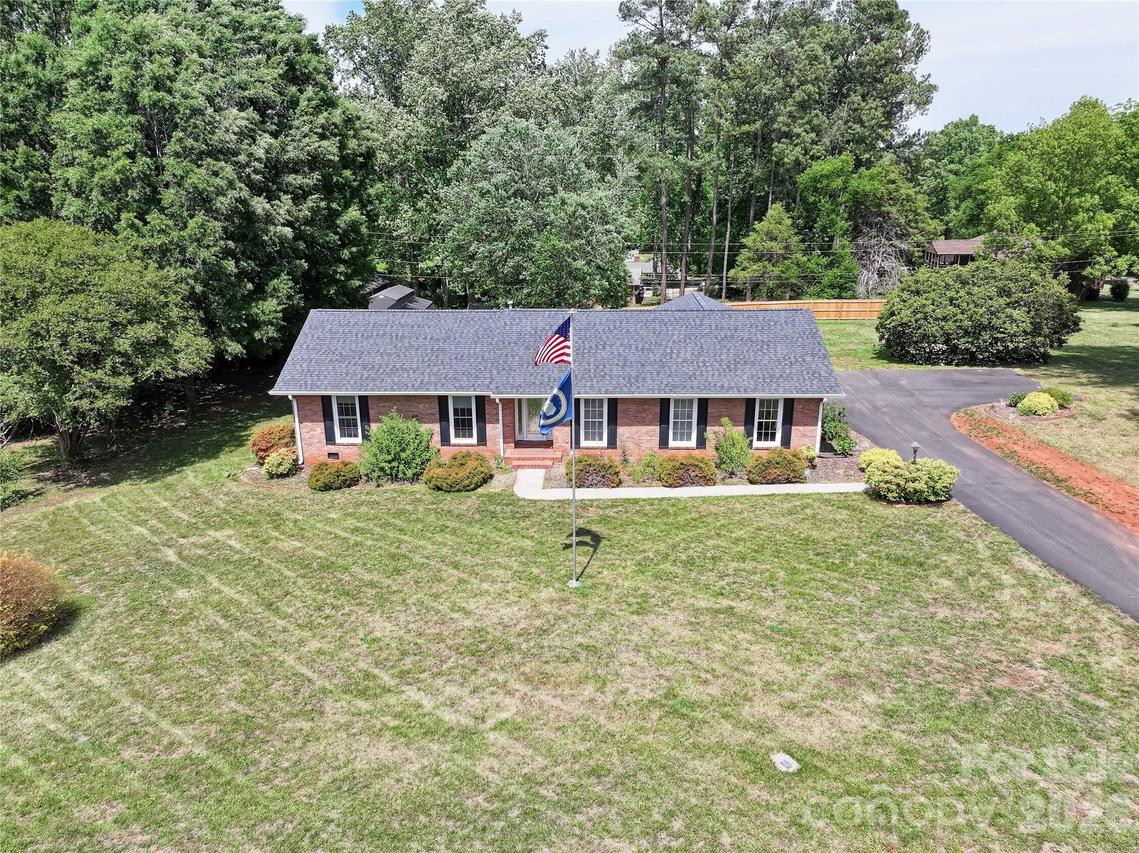139 Woodhaven Ln., Mocksville, NC 27028
