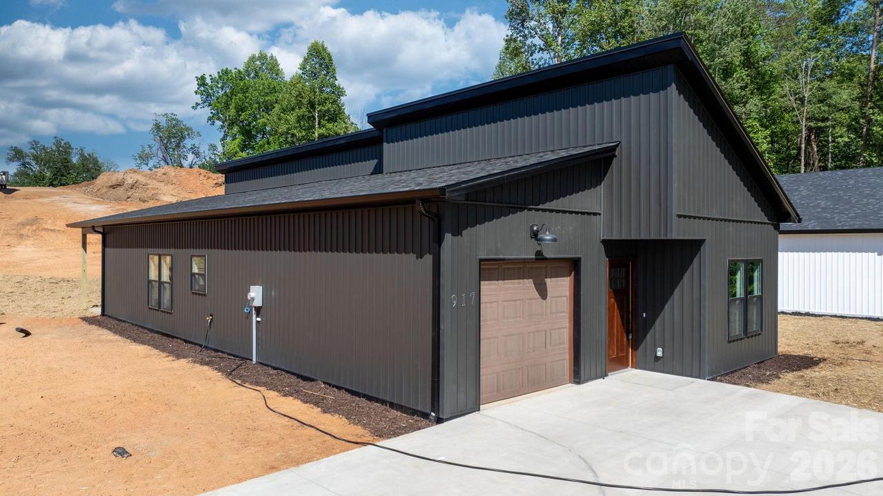 917 Overlook Dr. #6, Lenoir, NC 28645