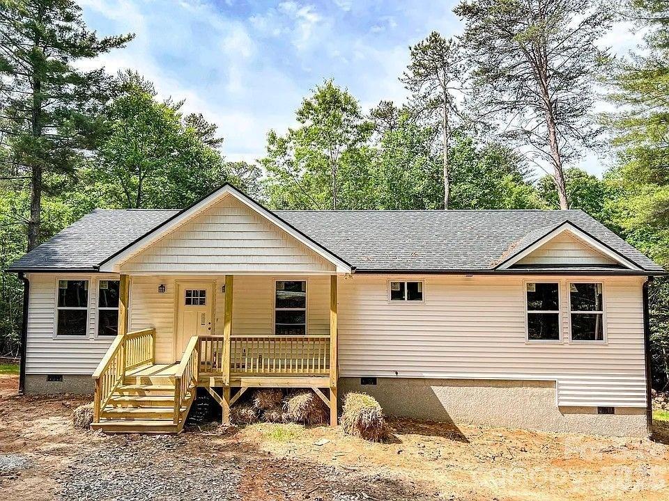 27 Old Pinner Pl., Arden, NC 28704
