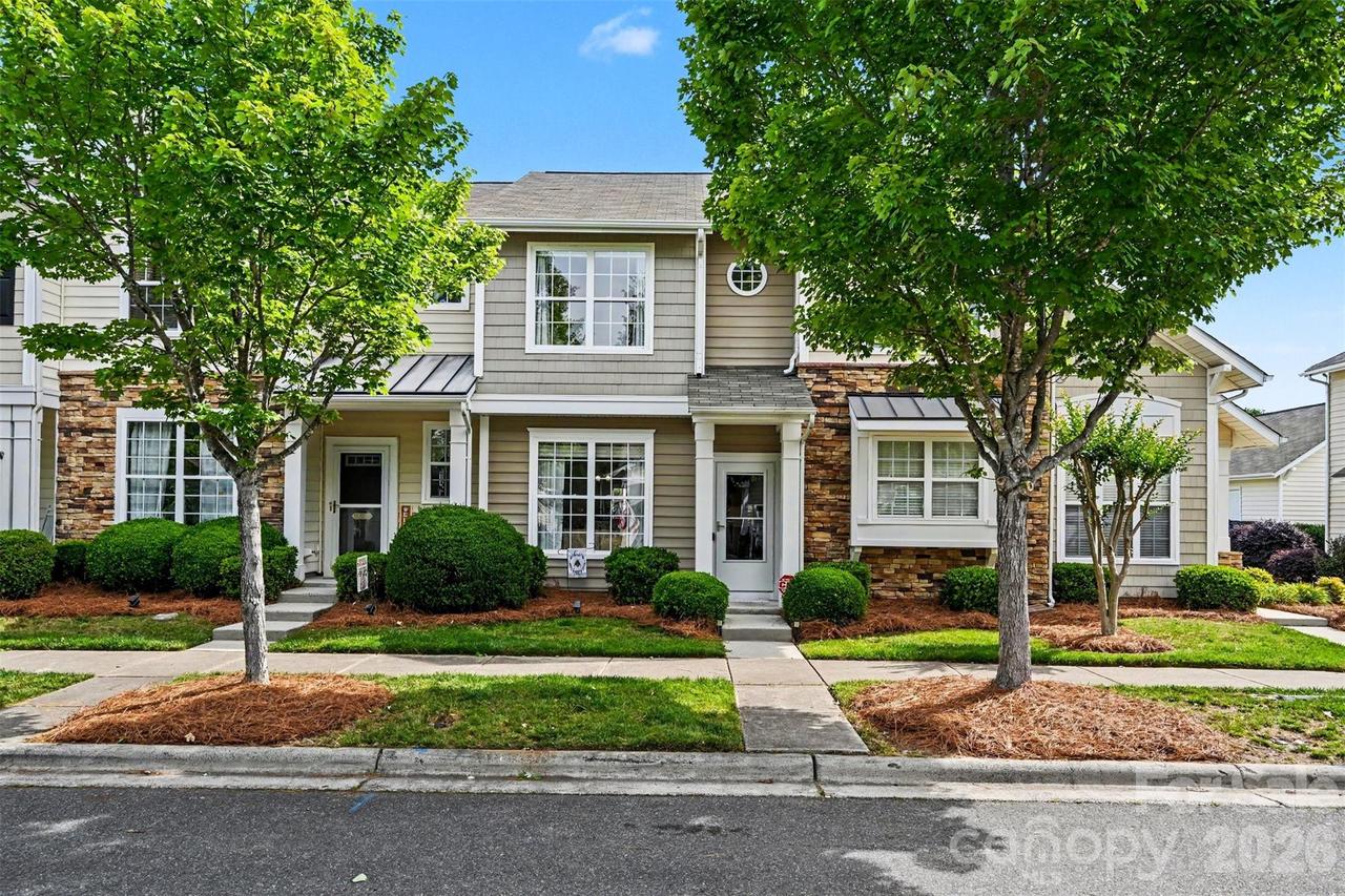 1033 Woodglen Ln., Matthews, NC 28104