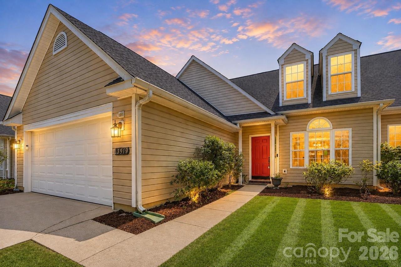 13919 Ballyshannon Ln., Charlotte, NC 28278