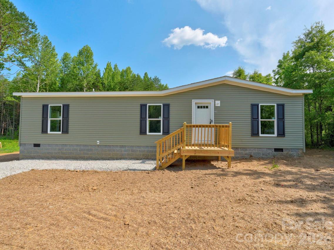355 Middle Brook Dr., Rockwell, NC 28138