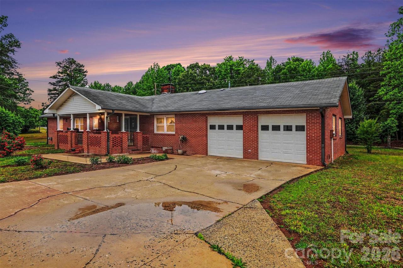 105 Fox Fire Run, Gastonia, NC 28052