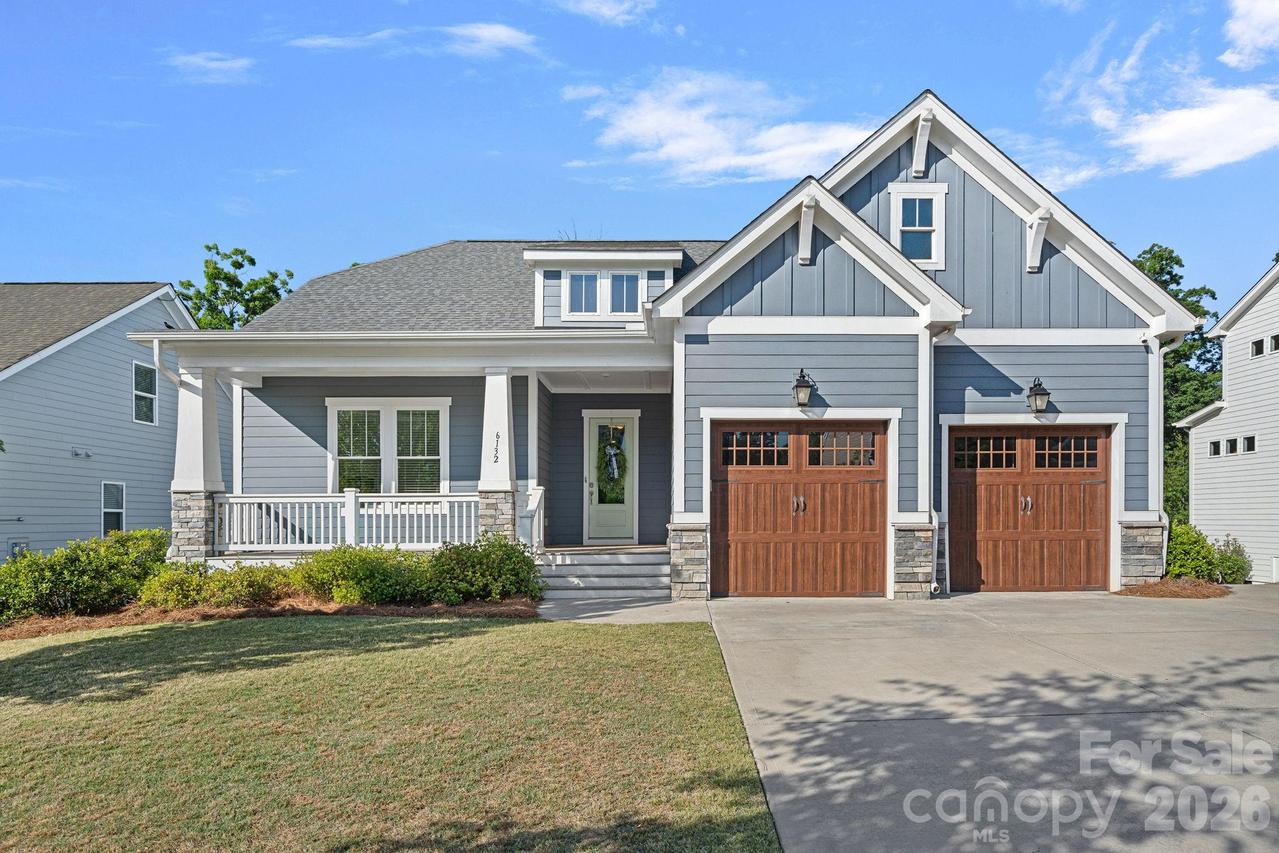 6132 Sandy Point Ln., Belmont, NC 28012