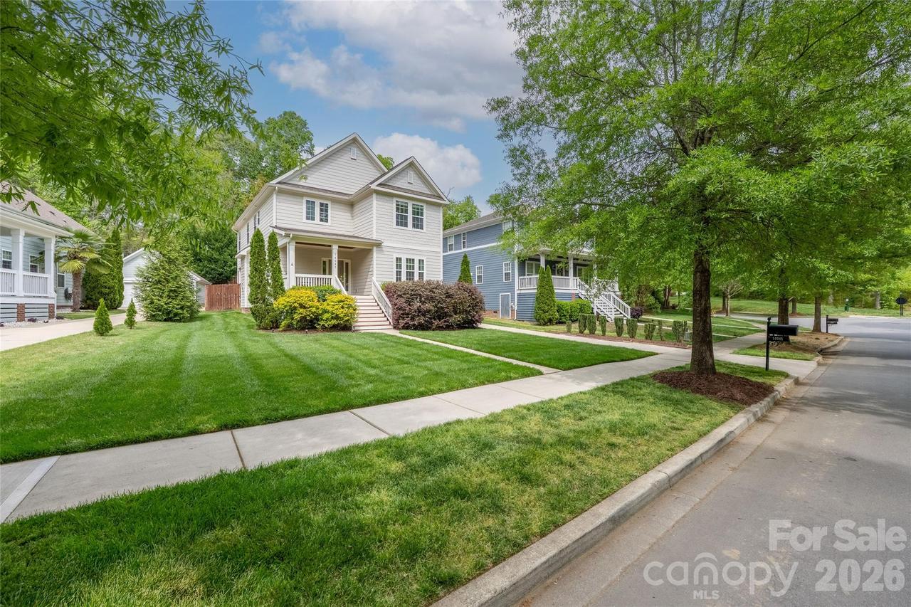 14045 Old Vermillion Dr., Huntersville, NC 28078