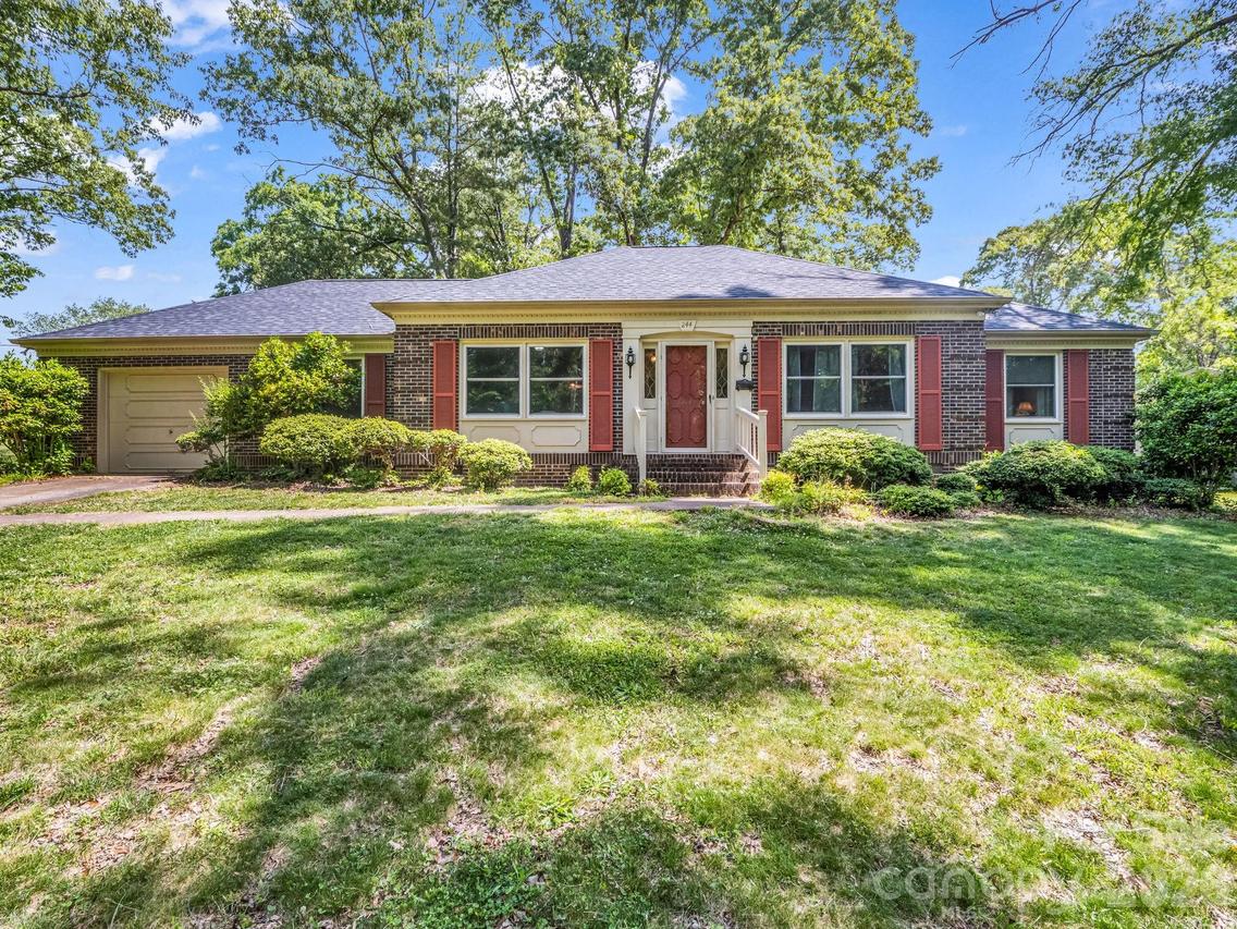 244 Windover Dr., Forest City, NC 28043
