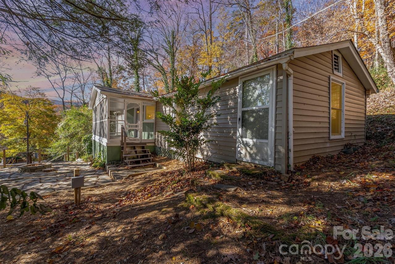 243 Boys Camp Rd., Lake Lure, NC 28746