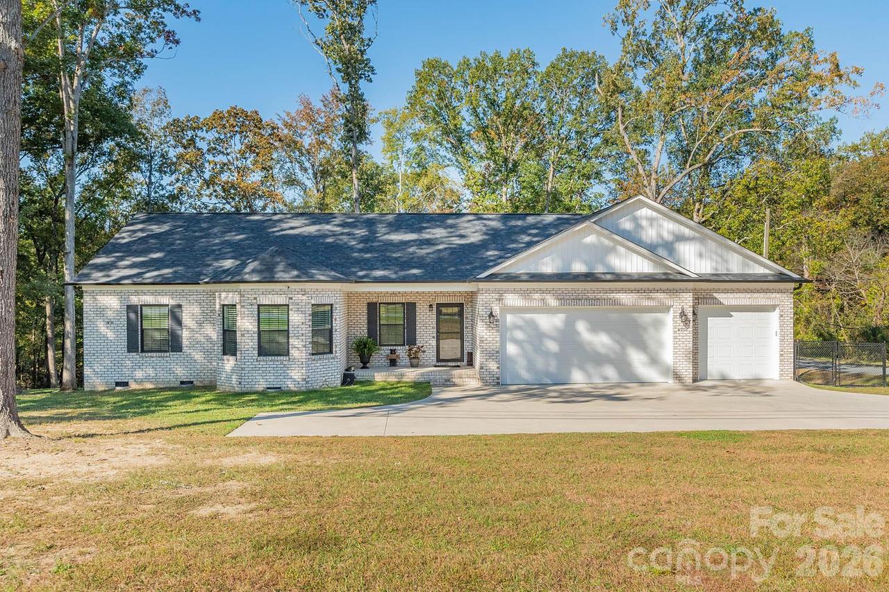 4907 Lanvale Ave., Trinity, NC 27370