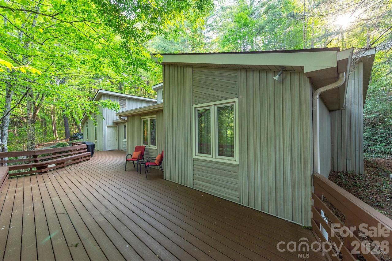 58 Ballantree Dr., Asheville, NC 28803