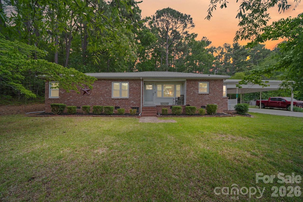 303 E Allenton St., Mount Gilead, NC 27306