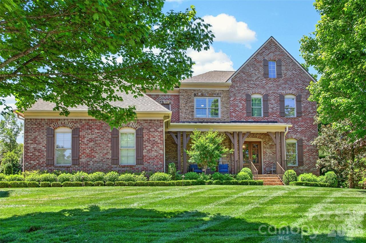 408 Montrose Dr., Waxhaw, NC 28173