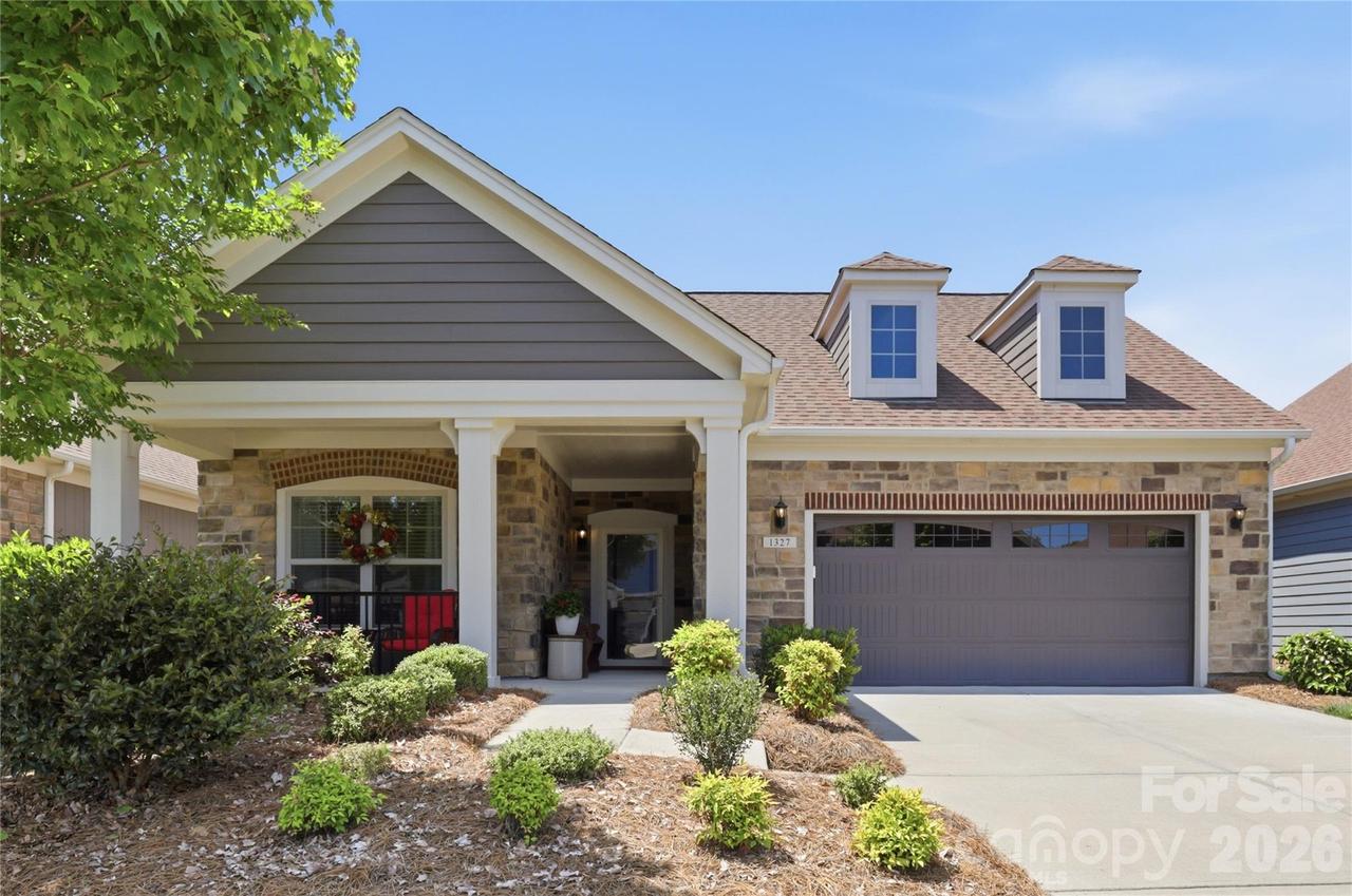 1327 Garden Vista Dr., Matthews, NC 28104