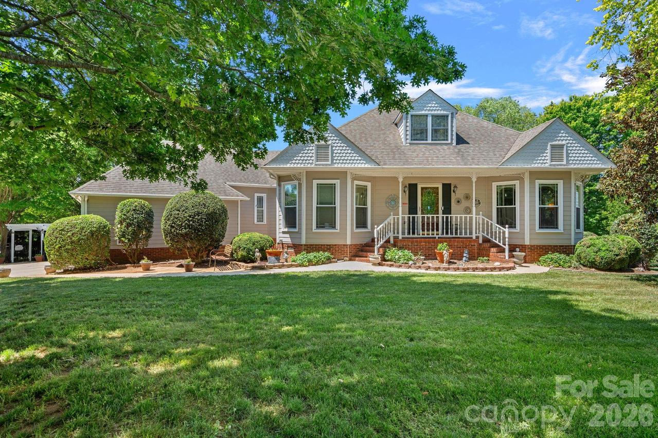240 Canvasback Rd., Mooresville, NC 28117