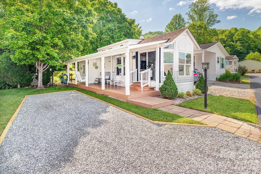 161 Summer Place Dr., Waynesville, NC 28785