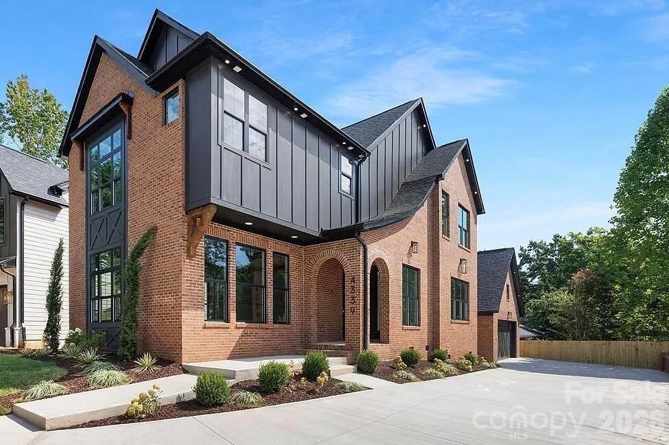 4339 Castlewood Rd., Charlotte, NC 28209