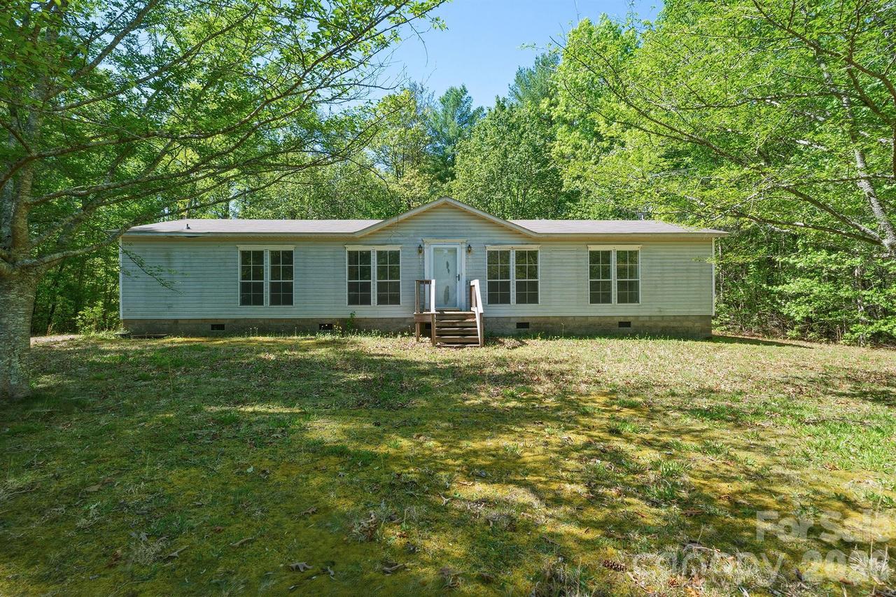 5793 Piedmont Rd., Morganton, NC 28655