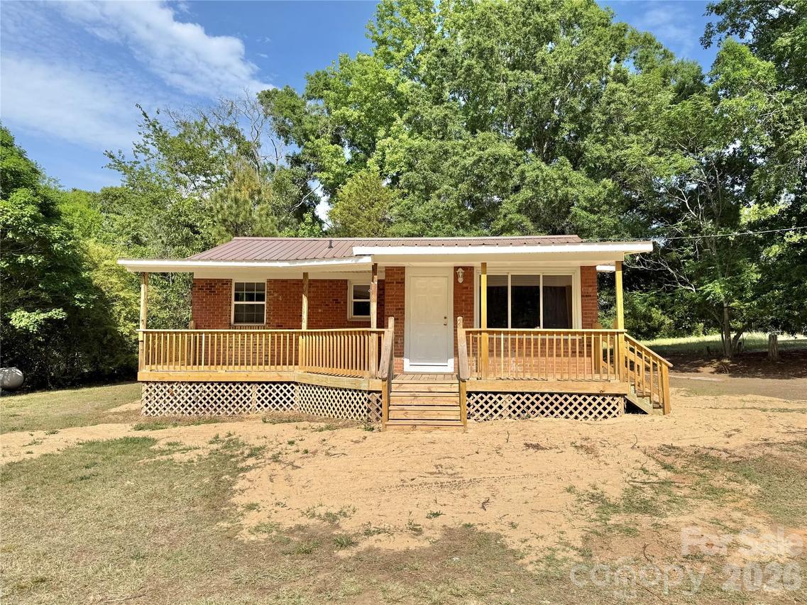 878 Stanback Ferry Rd., Lilesville, NC 28091