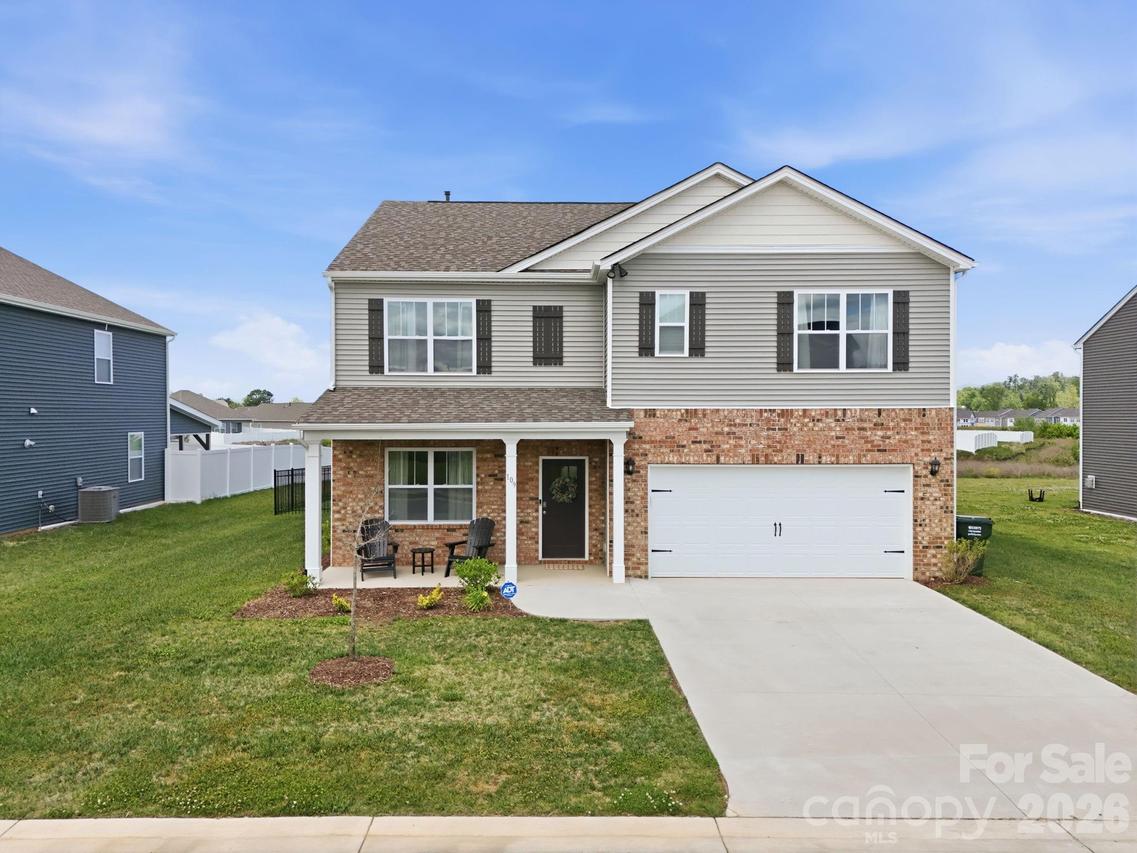 109 Shorthorn Rd., Fletcher, NC 28732