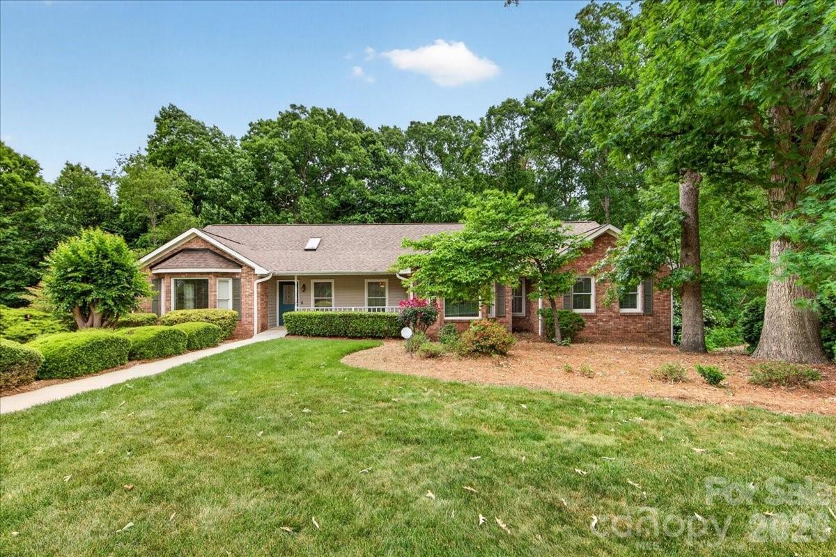 148 Miss Ellie Ln., Gastonia, NC 28056