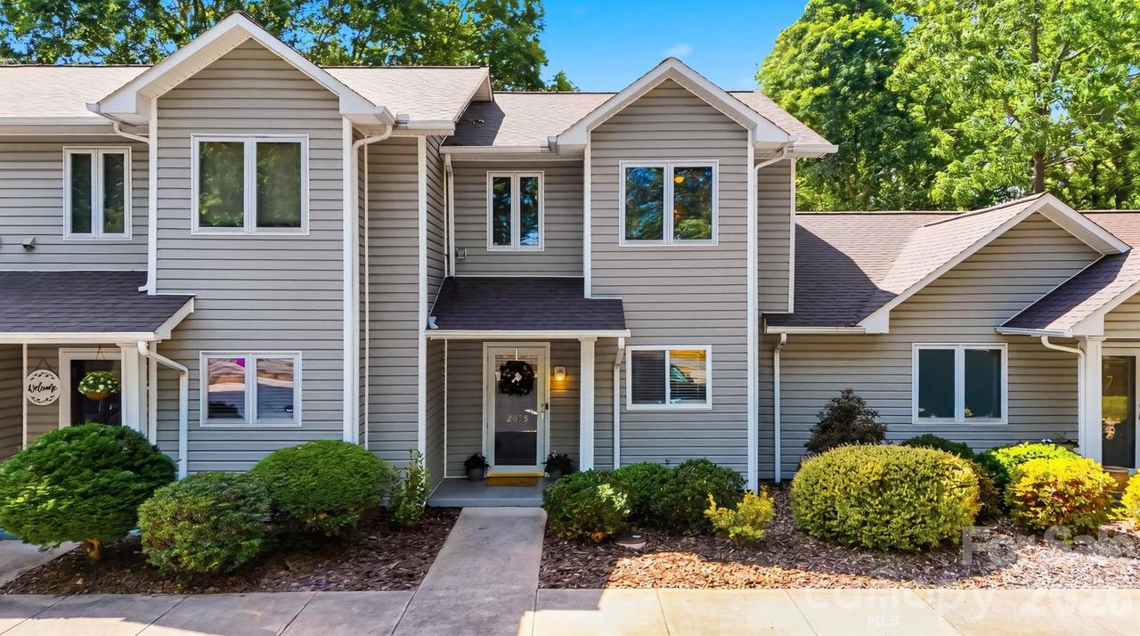 2675 White Oak Ct Extension, Claremont, NC 28610