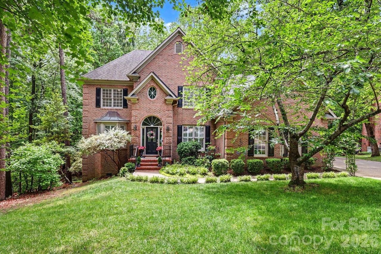 1218 Gateshead Ln., Matthews, NC 28105