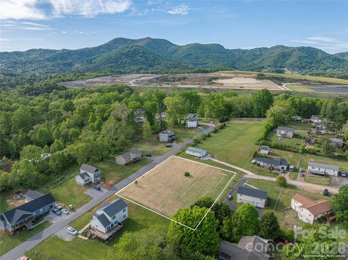 00 Ridgeview Dr., Clyde, NC 28716