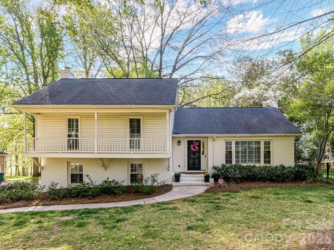 3719 Huckleberry Rd., Charlotte, NC 28210