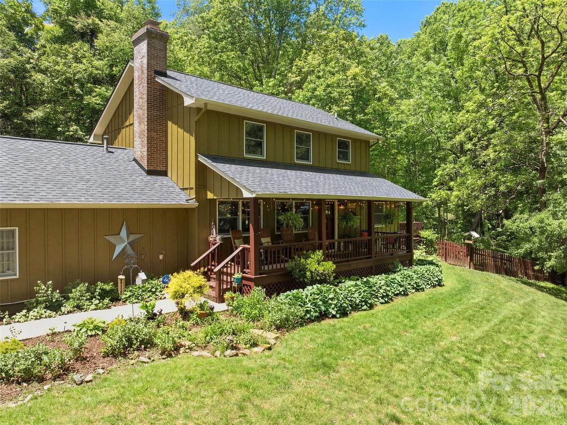 300 Kelly Springs Rd., Waynesville, NC 28786