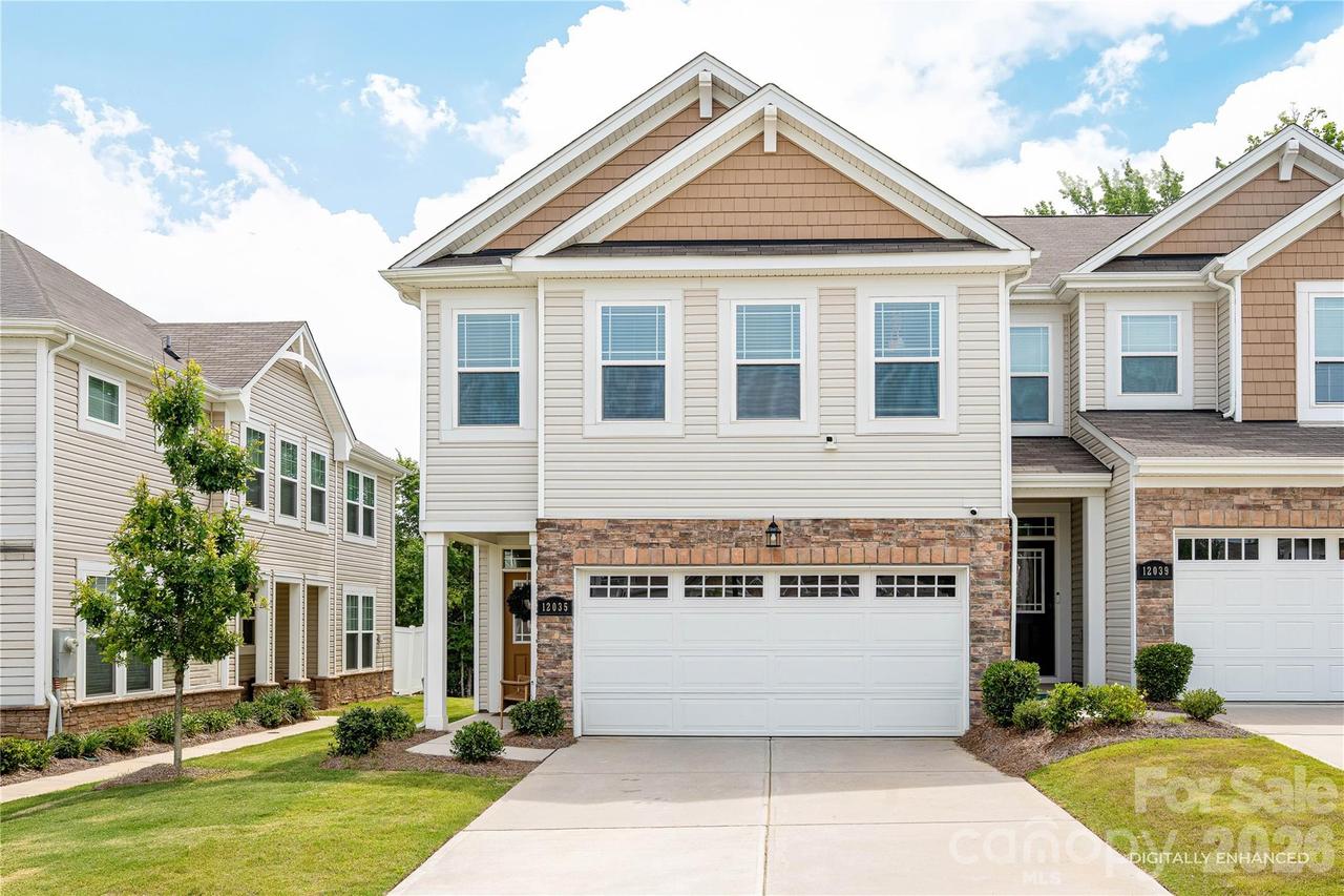 12035 Gambrell Dr., Charlotte, NC 28278