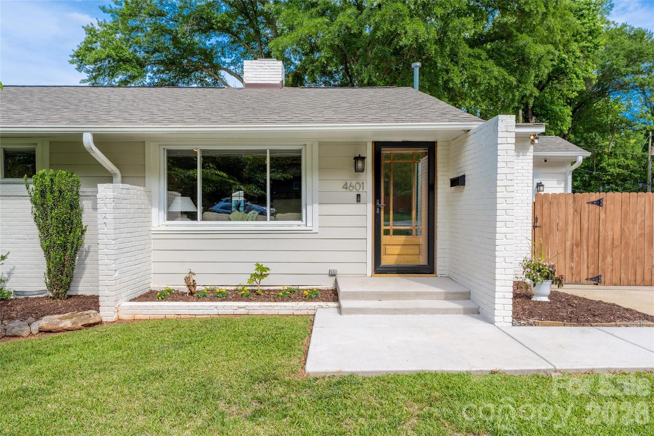 4601 General Pershing Dr., Charlotte, NC 28209