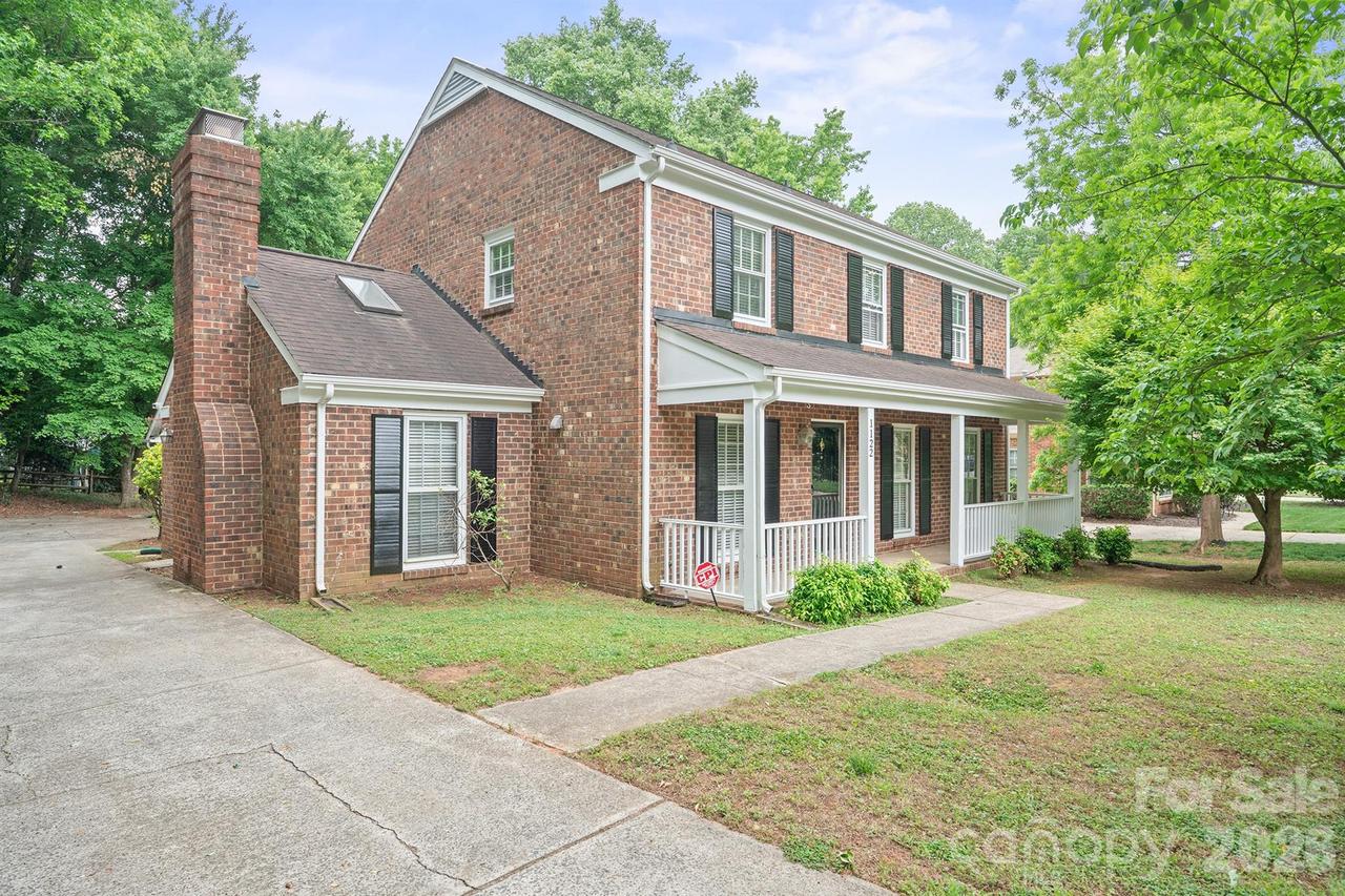 1122 Berry Ridge Rd., Charlotte, NC 28270