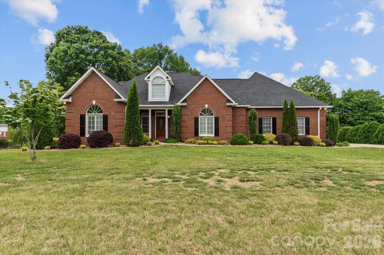 139 Morning Dove Ln., Statesville, NC 28625