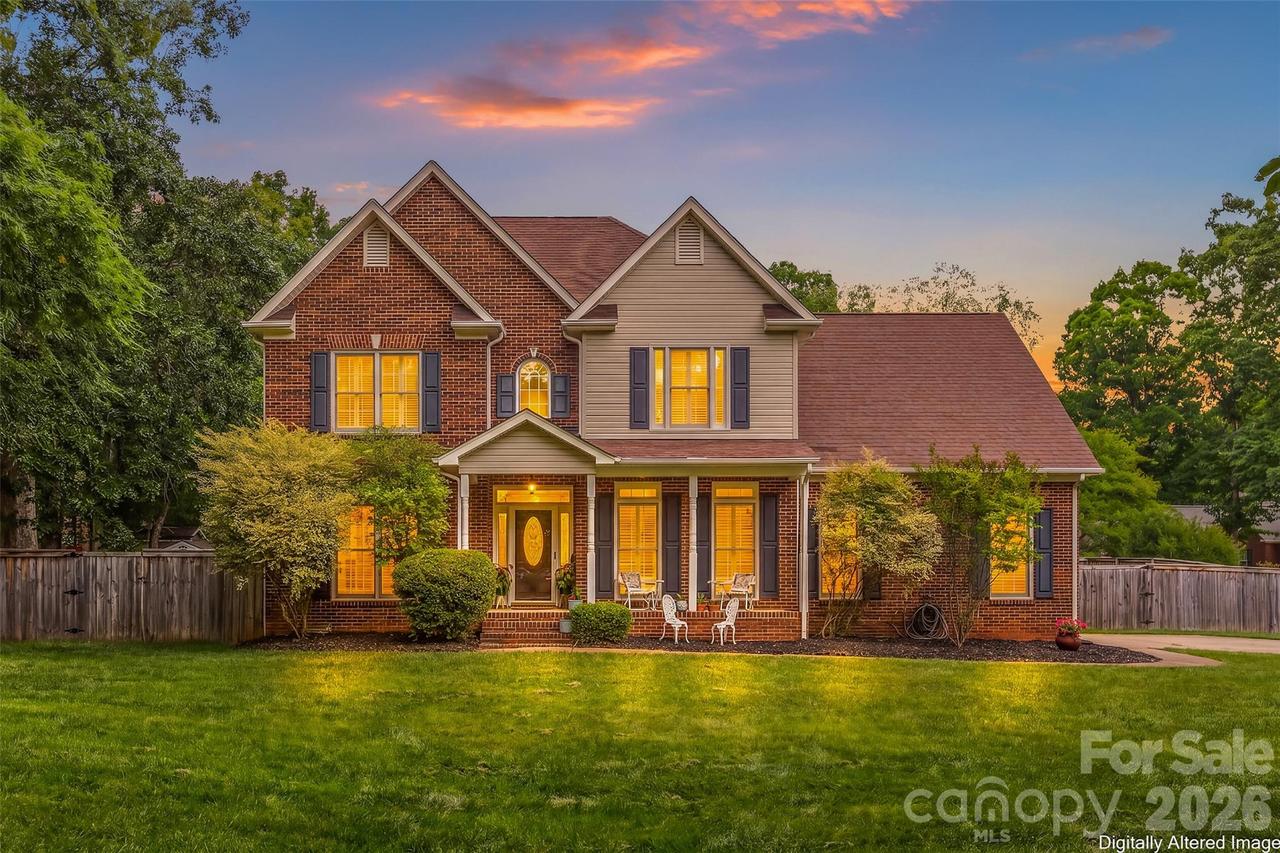 1305 Mill Race Ln., Matthews, NC 28104