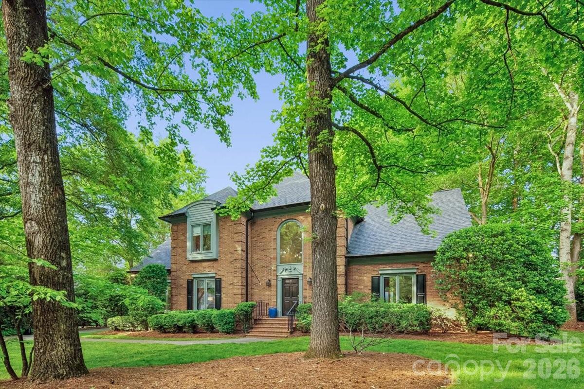 5631 Colony Rd., Charlotte, NC 28226