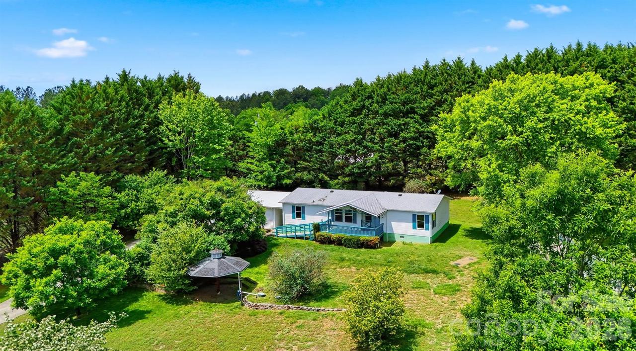 1488 Watermill Rd., Morganton, NC 28655