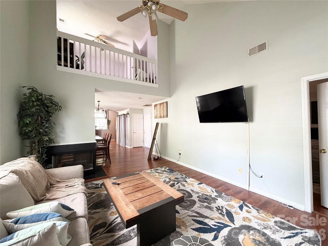 10206 University Park Ln., Charlotte, NC 28213