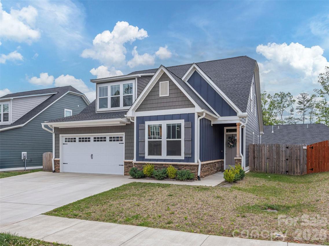 34 S Christie Ct., Fletcher, NC 28732