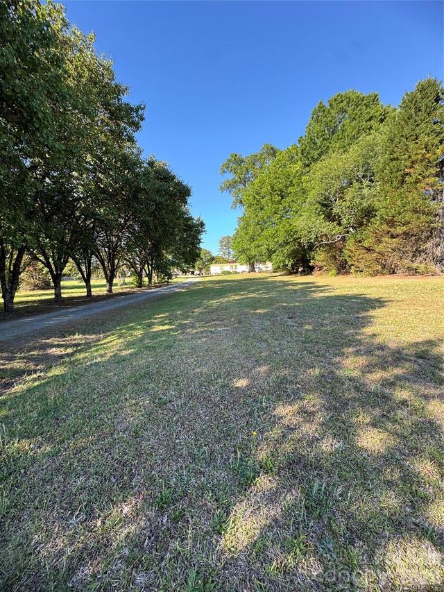 3227 Pleasant Plains Rd., Matthews, NC 28105