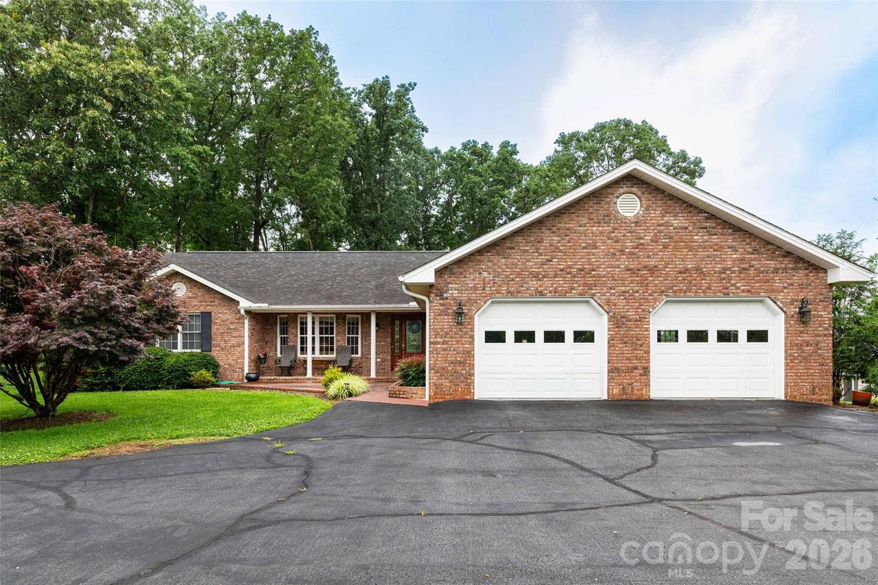 45 Presbyterian Church Rd., Mills River, NC 28759