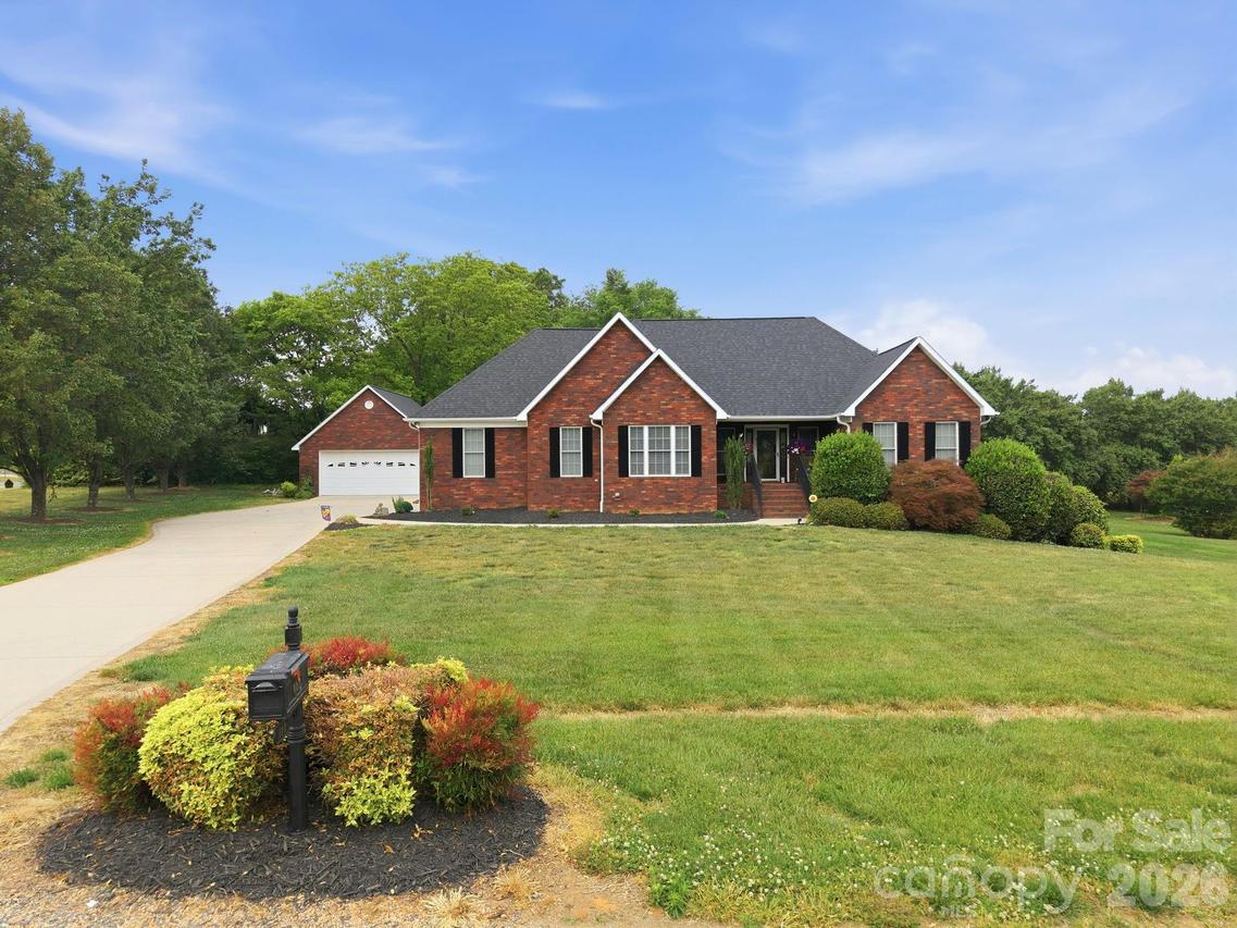 127 Fisher Farm Ct., China Grove, NC 28023